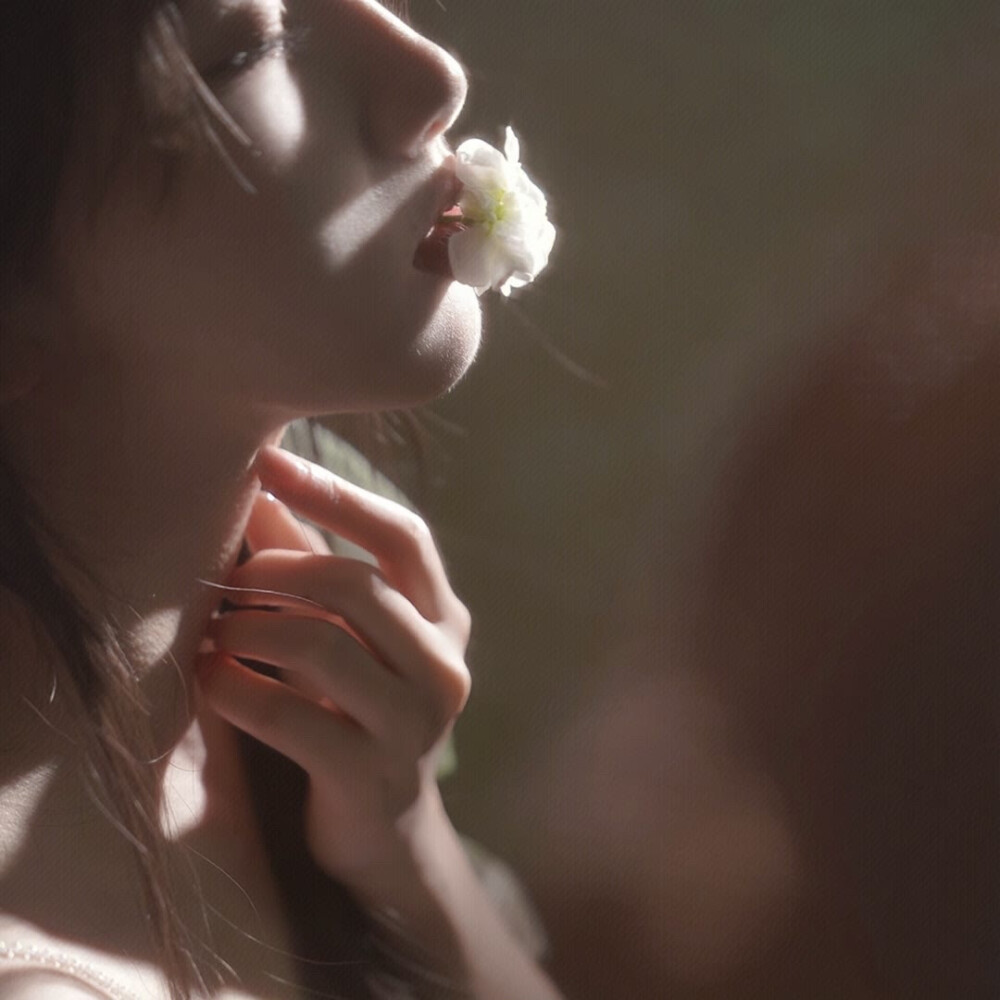 性感不露脸女生头像