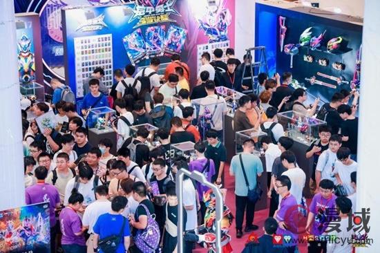 铠甲勇士-星曜诀醒超燃登场，中国英雄风靡魔都！
