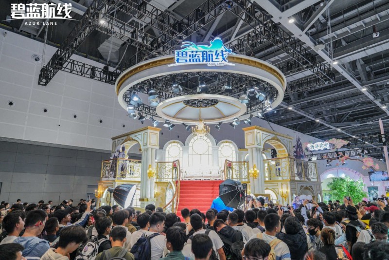 《碧蓝航线》闪耀 2024 COMICUP30 国庆黄金周线下漫展狂欢圆满结束