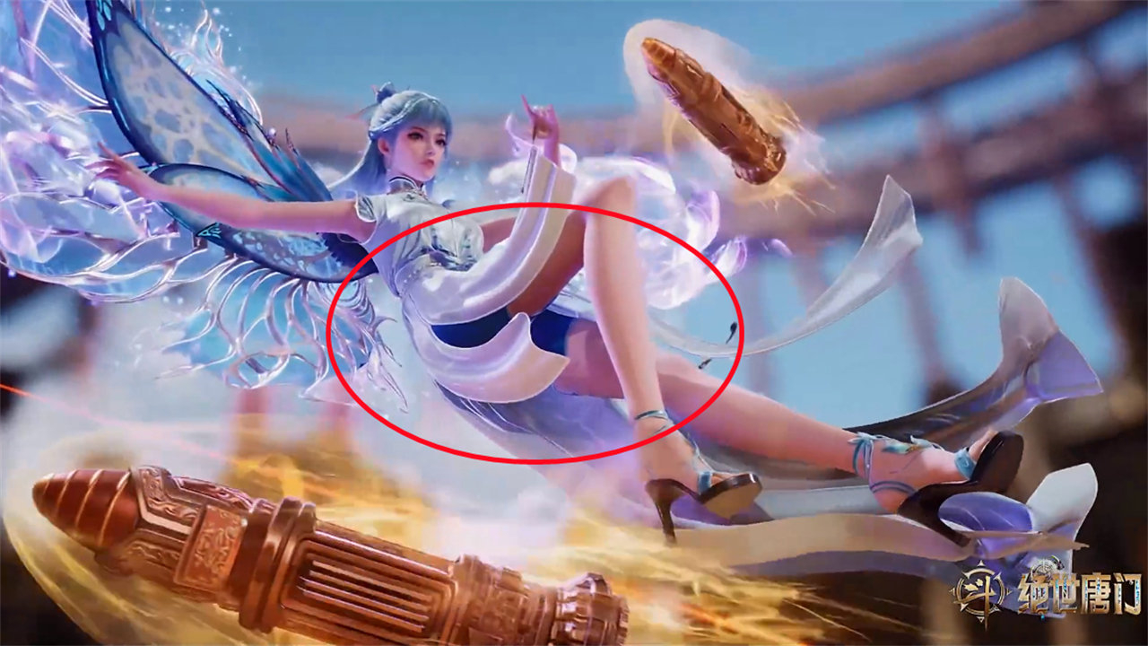 王冬儿大美女身体出现BUG，上半身消失不见，玉足变成了畸形腿