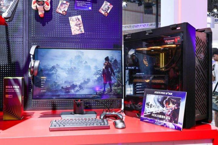 BW2025 ROG玩+乐园 华硕显卡引爆次元狂欢